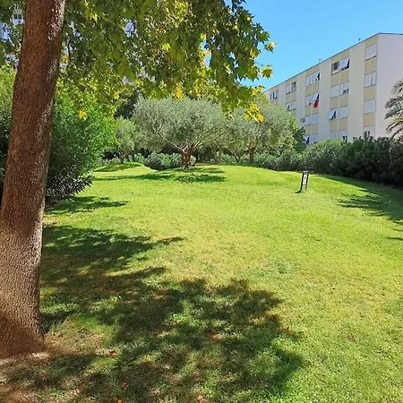 Appartement Eurit Shown In Detail