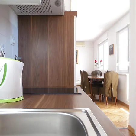 Eurit Shown In Detail * Spalato
