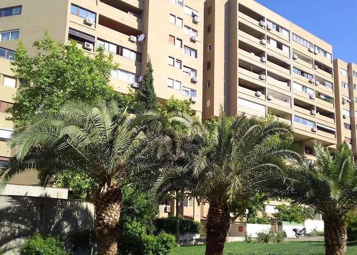 Eurit Shown In Detail * Split